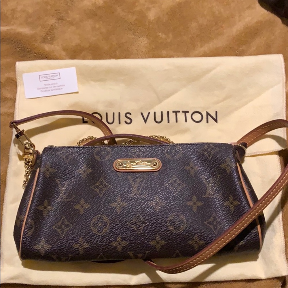 Louis Vuitton Eva Monogram crossbody
